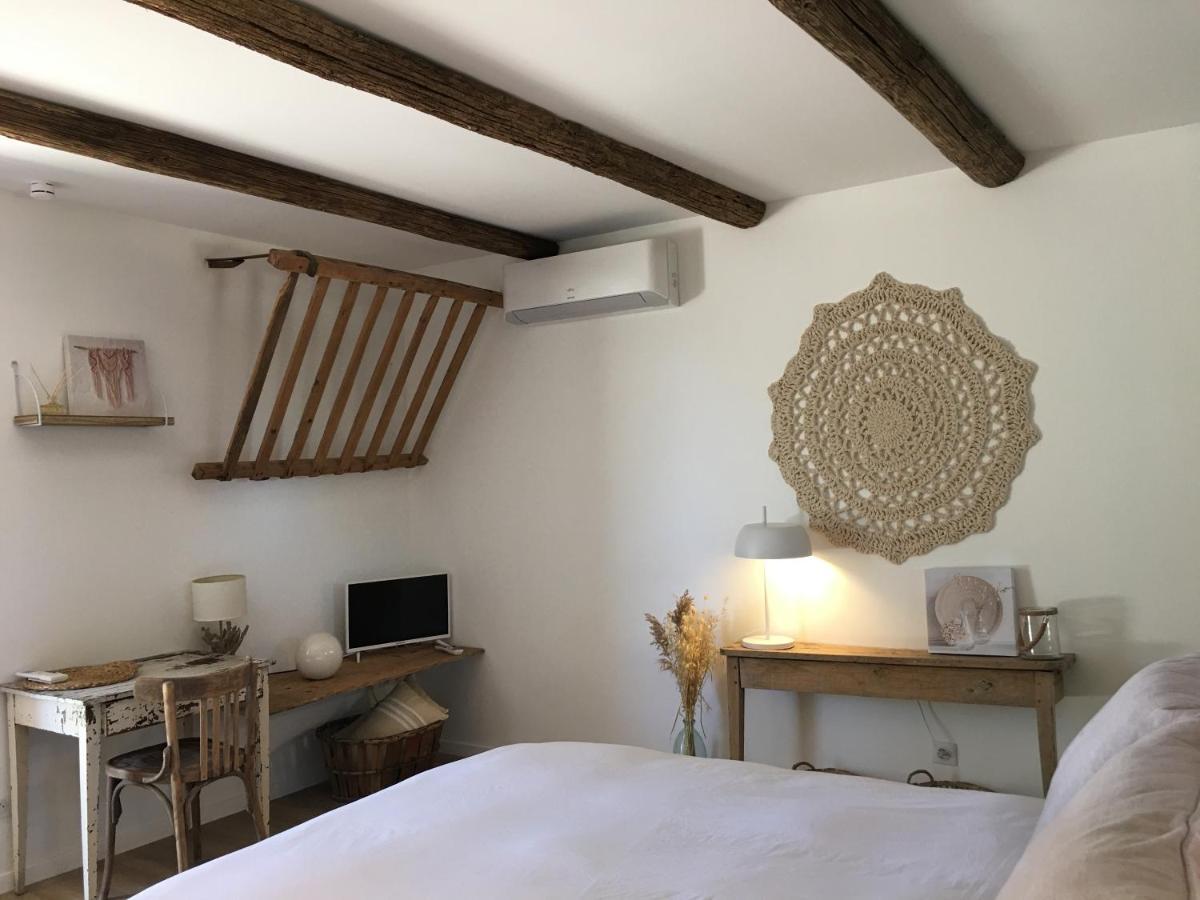 La Bergerie De Cigalon Bed & Breakfast Mouries Exterior photo